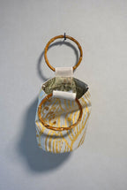 ［白金・波柄絽地］obi bamboo-handle bag