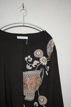 [Black/pink flower embroidery] kimono sleeve tops