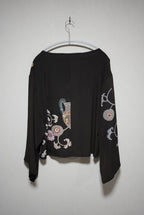 [Black/pink flower embroidery] kimono sleeve tops