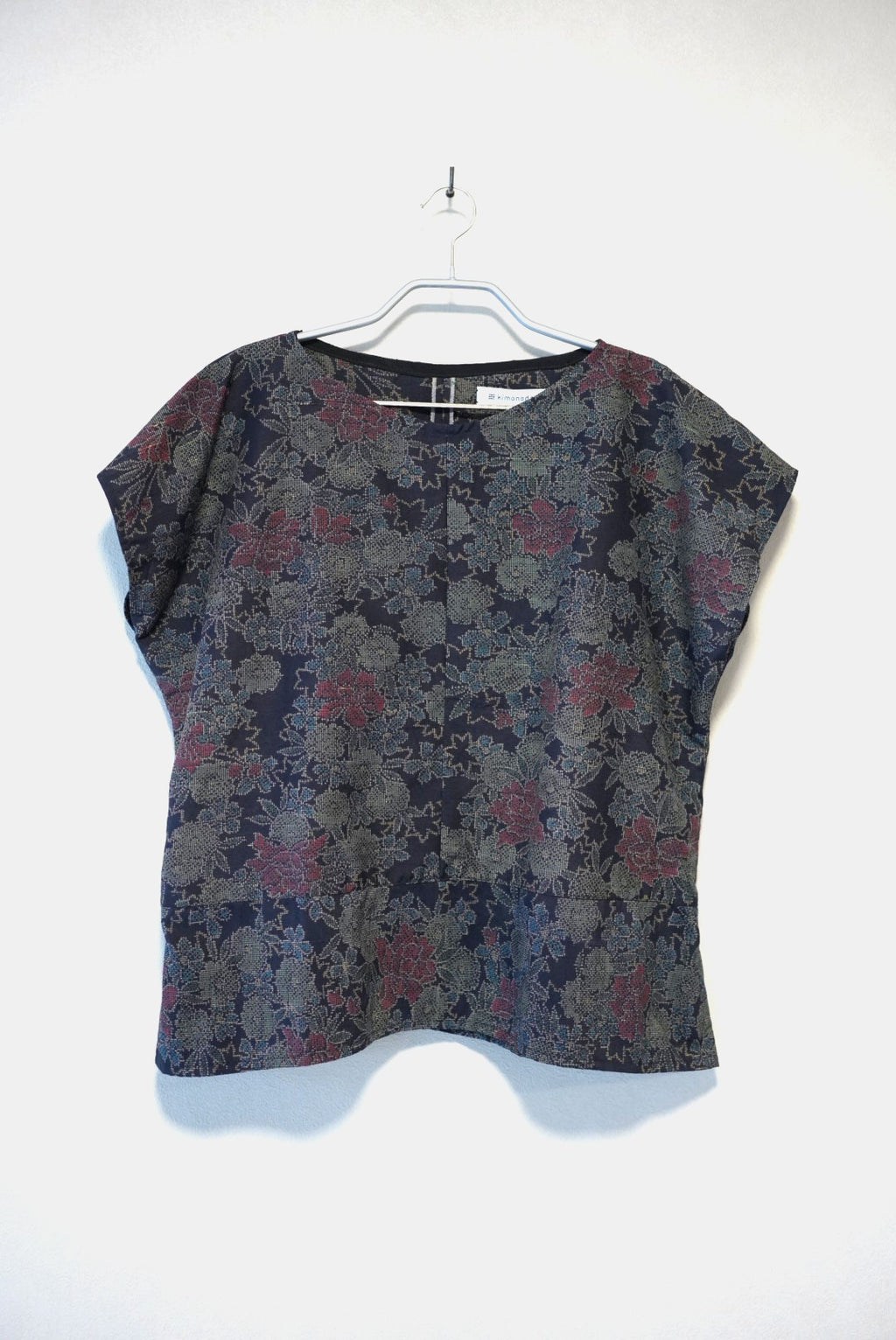 [Black tea/Oshima] women set up
