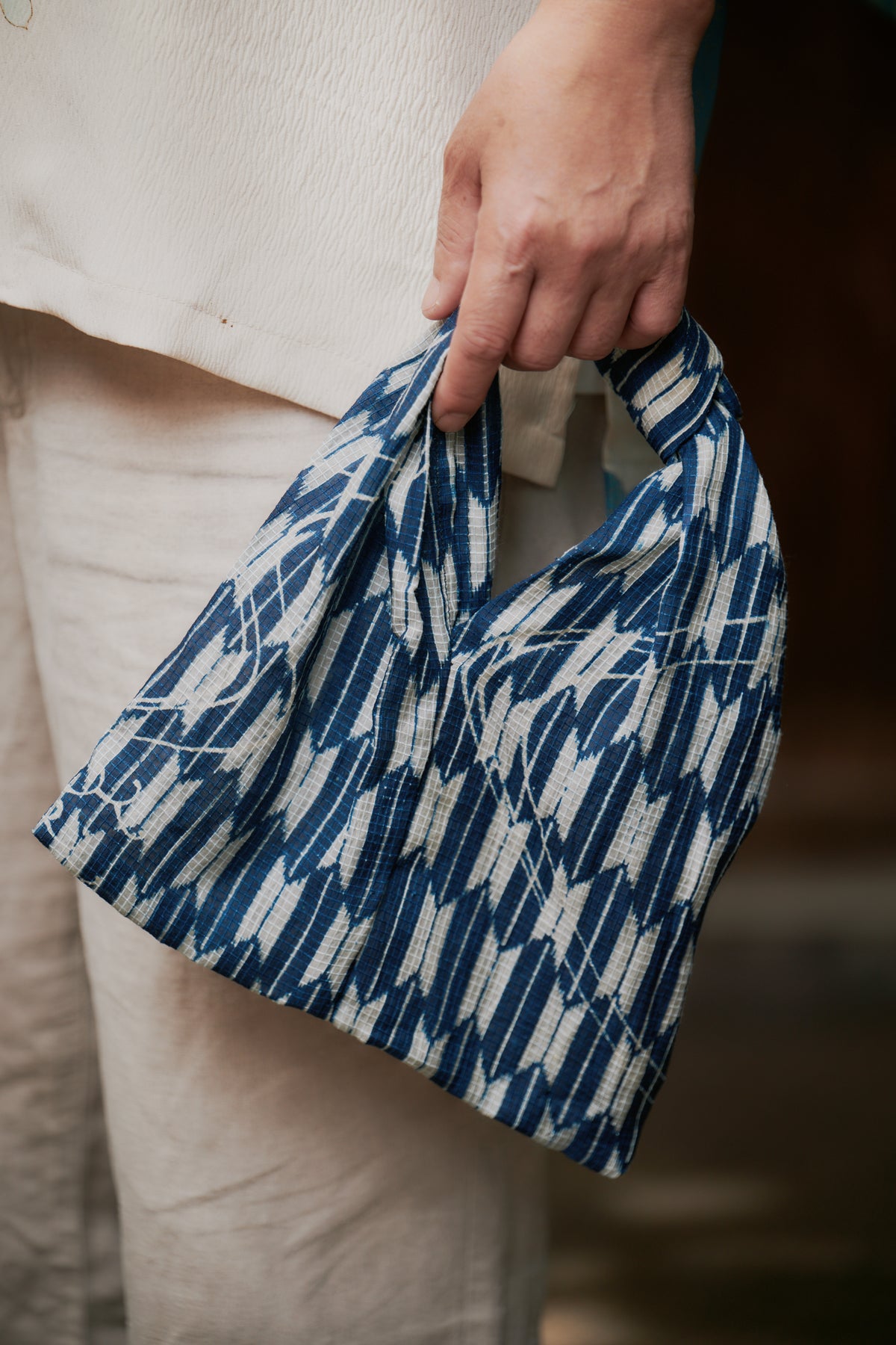 ［青白・矢柄］kimono musubi bag